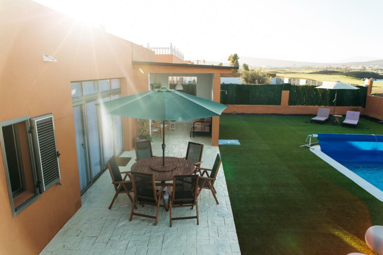 Eco Villa White Suite With Climatized Pool Caleta De Fuste Exterior foto